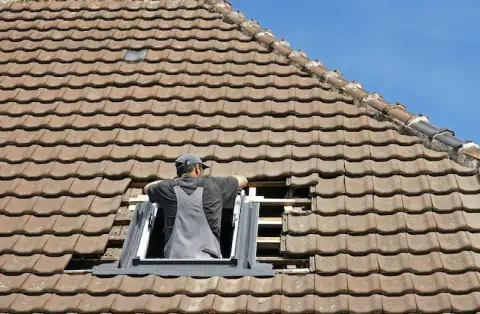 Pose de velux à Chermignac